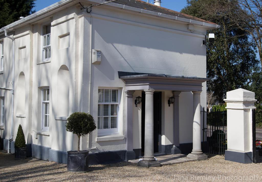 Hotel Lord Bute Christchurch  Exterior foto
